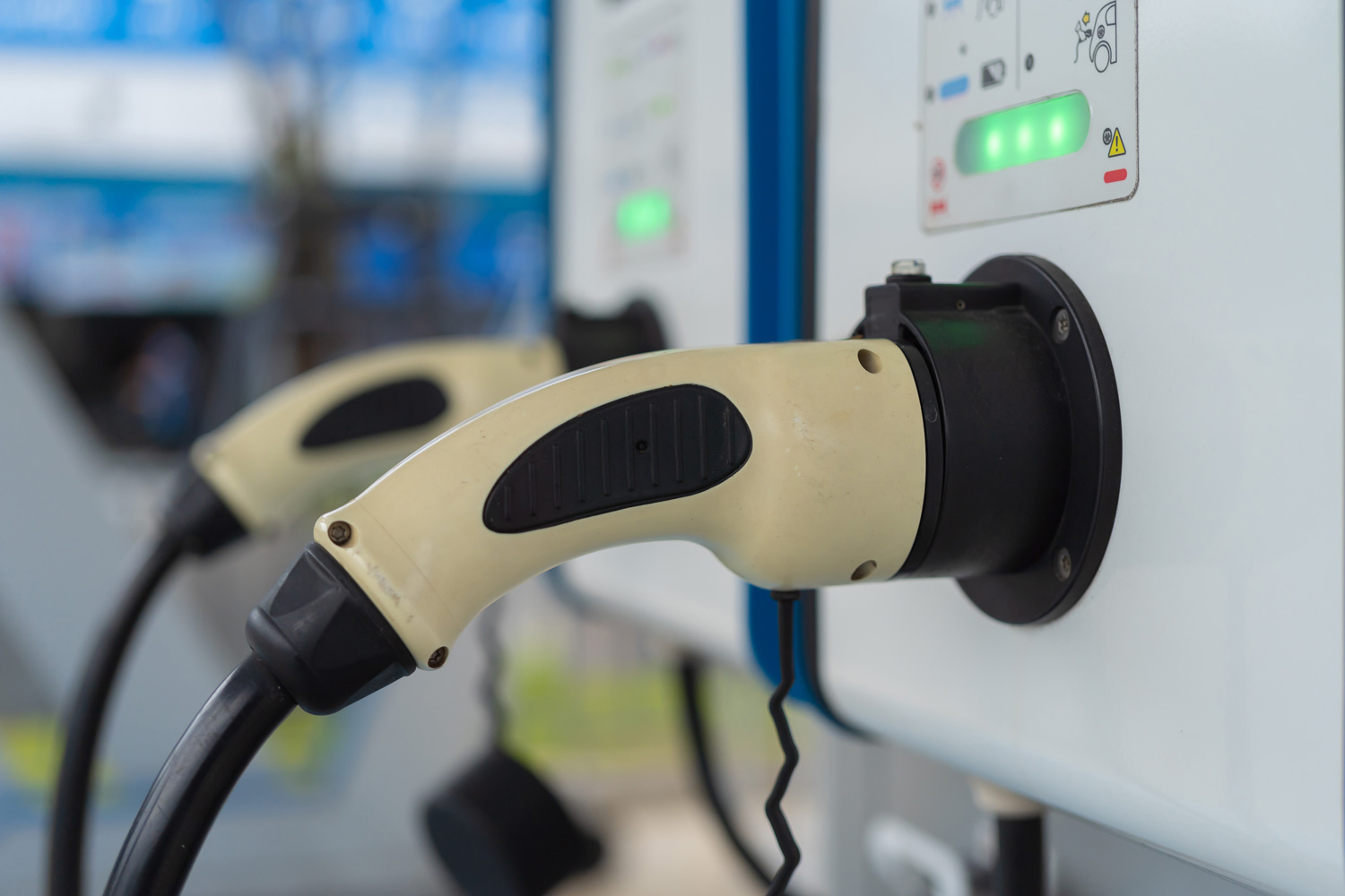 Vik Elektriske monterer elbilladere i Asker og Ringerike – sikker og energieffektiv løsning tilpasset deg